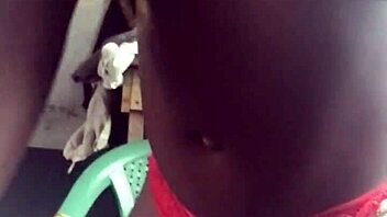 Crazy Sexy Bitch Streams Live Naked for Fans