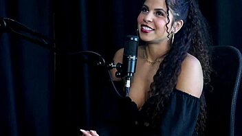 I Feel So Turned On By This Sensual Dance And Fetish Chat