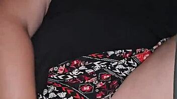 Milf squirt with huge dildo