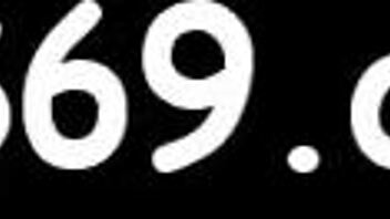 I love watching this ladyboy vixen give an intense tugjob in pov action.