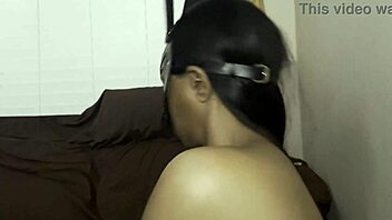 Atomic bomb wife deepthroats cock like a bunny pro