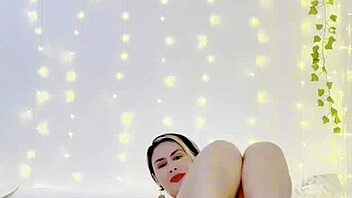 Goze com sua putinha favorita falando putarias pra você