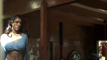 Smoking Hot Ebony Babe Brookliyn Wren Strips to Reveal Massive Natural Tits