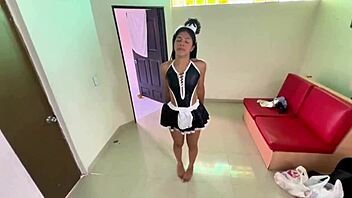 Juicy pussy filled with cum for tip