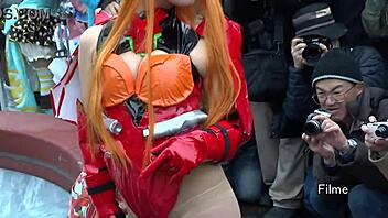 Hey, check out this fun cosplay in Filme-029-3