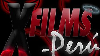 pelinegra cachonda pasa casting porno y se mete un gran pene