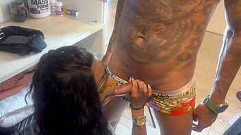 Hey, this naughty Latina maid Jolla bangs the hotel guest and squirts everywhere in wild anal action 😈🍑💦