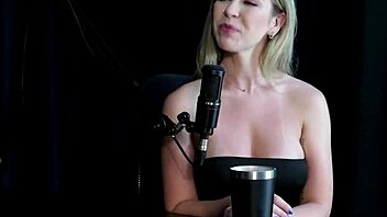 Milena Moreau Shares Tips on Starting with Lesbian Experiences and Masturbation Adventures