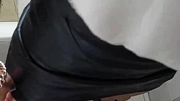 Whoa, check out this deepthroat blowjob ending in cum in mouth! 😏💦