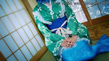 Touhou Wakasagihime cosplay project offers a pilot video with Japanese costumes.