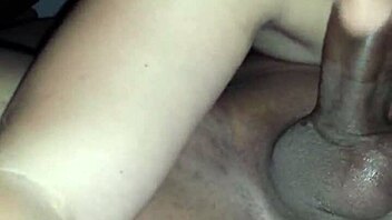 This amateur blonde babe with big tits gives a deepthroat blowjob in a homemade session.