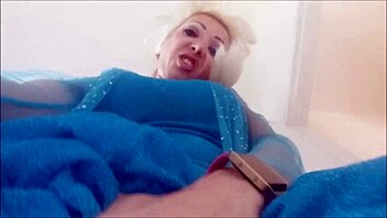 Elsa from Frozen eats you