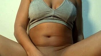 Hey, watch me masturbate with my clitoral vibrator till I cum twice, so juicy! 💦😉