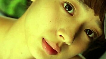 Hey, check out Okada Saka in her silk bikini vibe from Japan 😍