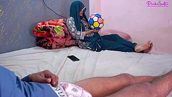 Indian bhabhi's friend SUCKS dick like pro outdoors and TAKES cum in mouth during first time public flash.