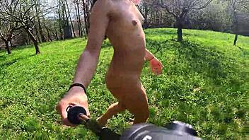 I walk and strip naked in the middle of nature