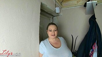 Huge bouncy natural tits jiggle wildly on this curvy bbw in a steamy pov session with her big ass and plump body on display.