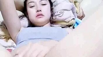 Whoa, check out this masturbation machine making me squirt like crazy twice!