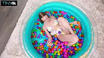 oh wow i feel so good getting my fat lips stuffed with big cock deep inside - harley love