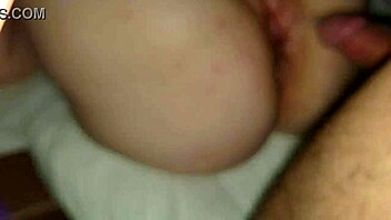 Pauzudo Fez a Dani Gritar de Tanto Pau na Buceta