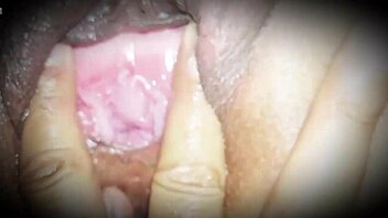 She experiences an intense orgasm while pissing during passionate pussy licking.