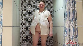 Huge bouncy natural tits jiggle wildly on this curvy bbw in a steamy pov session with her big ass and plump body on display.