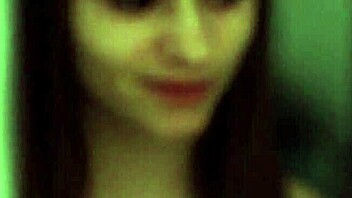 tiny 18+ tits bouncing during deep thrusting ending in wet facial