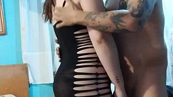 Intense Ball Licking And Pussy Devouring With Curvy Babe After Dinner!