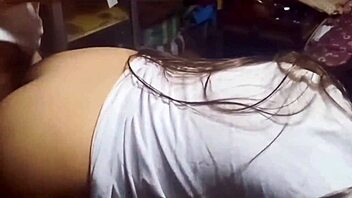 estudiante mexicana follada por amigo en uniforme casero con creampie apretado