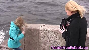 oh my god, this petite les teen eats out so good!