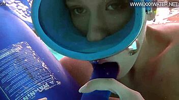 Minnie manga underwater dildo blowjob tease