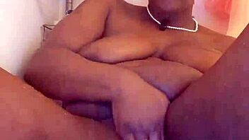 Black milf shaves wet pussy closeup orgasm