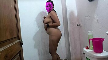 HORNY 18-YEAR-OLD EBONY SLUT SHOWER BATHTUB PUSSY PLAY