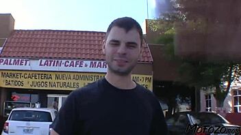 porn actor struggles but still pounds wet milf pussy rough and sloppy