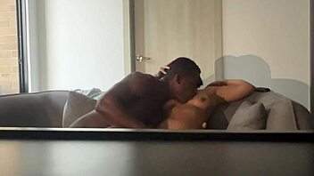 Fat ebony pussy squirts wildly during intense amateur licking