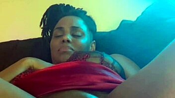 Ebony amateur screams as pussy gets licked and fucked hard!