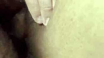 me frotan la cuca con pito pequeño se siente tan rico