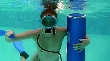 Minnie manga underwater dildo blowjob tease