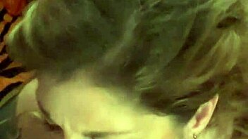 Sexy milf wife devours hubby's throbbing cock deep until massive cum explosion