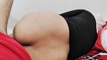 Girlfriend moans in hindi as boyfriend pounds her anal tonight