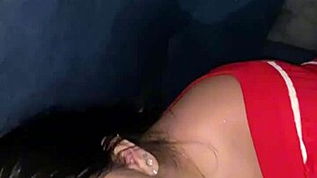 colombian latina big ass tempts in kitchen for fat homemade pounding