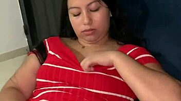 colombian latina big ass tempts in kitchen for fat homemade pounding