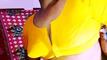 Indian bhabi moans dirty for hardcore daddy pounding