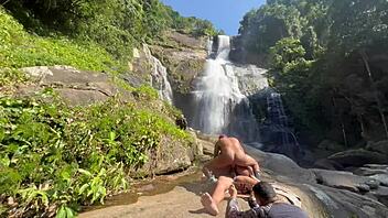 bastidores amateur com pretinha skinny slut anal 🔥🍑 veja tudo no red