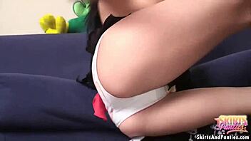 flashing panties outdoors feels so thrilling and fun