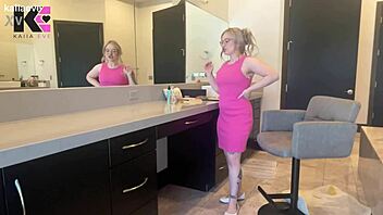 her hot body squirts under love potion's bimbo spell