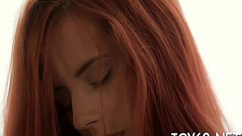 Legal teen spreads legs for wet solo toy play