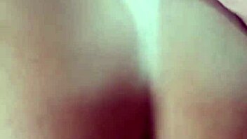 Married slut plugs ass squirts on huge cock