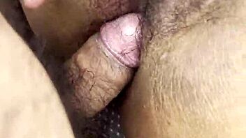 me frotan la cuca con pito pequeño se siente tan rico