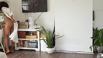 Fit Young Beauty's Juicy Pussy Stretched and Squirting Post-Workout